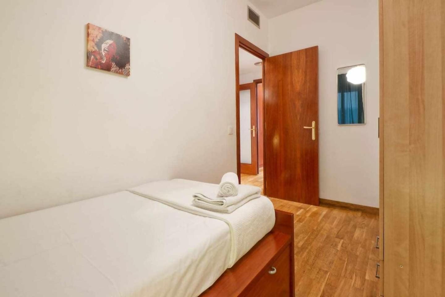 Comfortable 4 Rooms 2Bath W Balcony Barselona Dış mekan fotoğraf